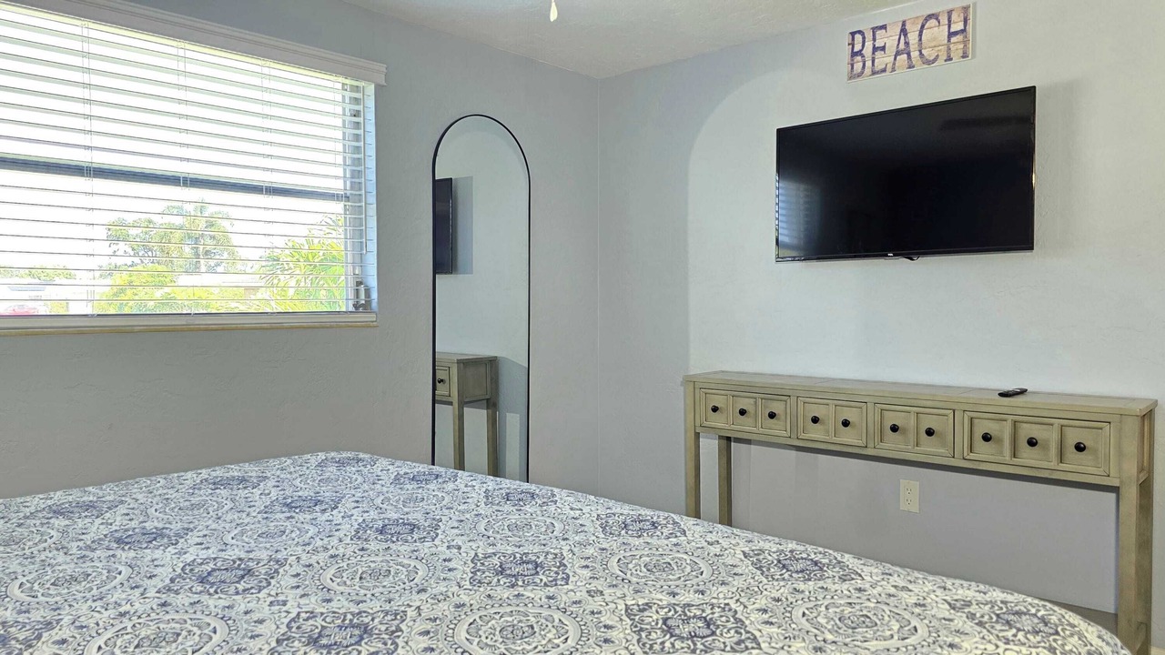 Photo of Bedroom in Gulf Gate Estates