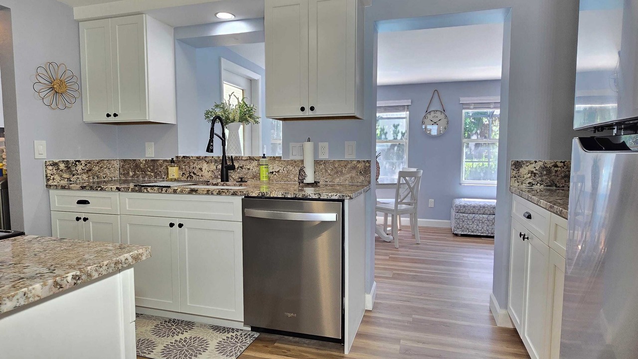 Photo of Kitchen in Gulf Gate Estates