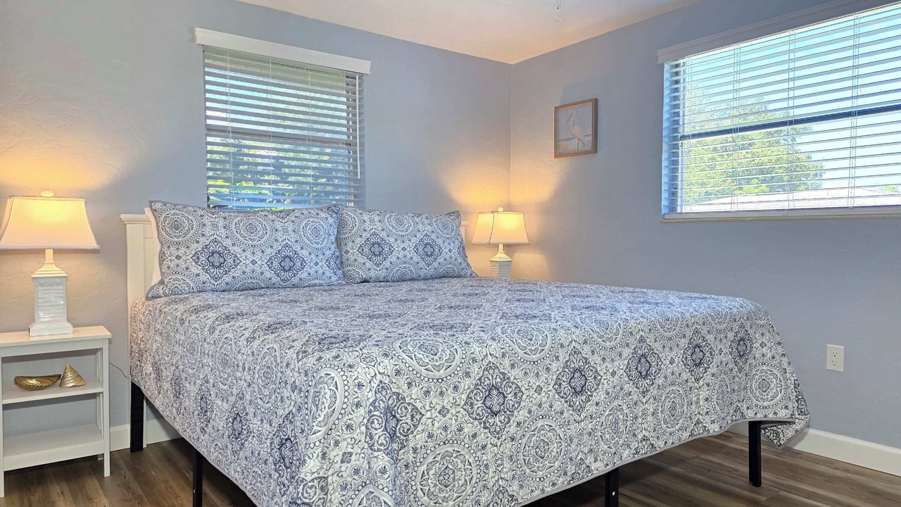 Photo of Bedroom in Gulf Gate Estates