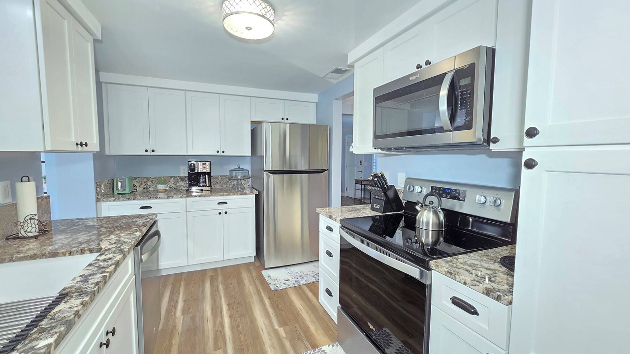 Photo of Kitchen in Gulf Gate Estates