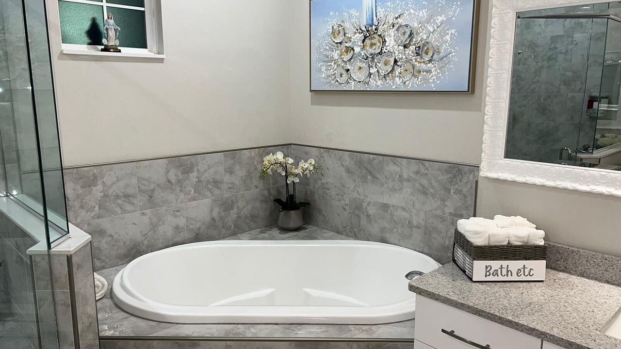 Photo of Bathroom in Egypt Lake-Leto