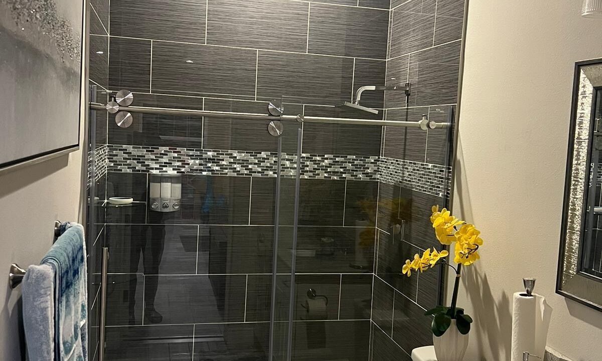 Photo of Bathroom in Egypt Lake-Leto