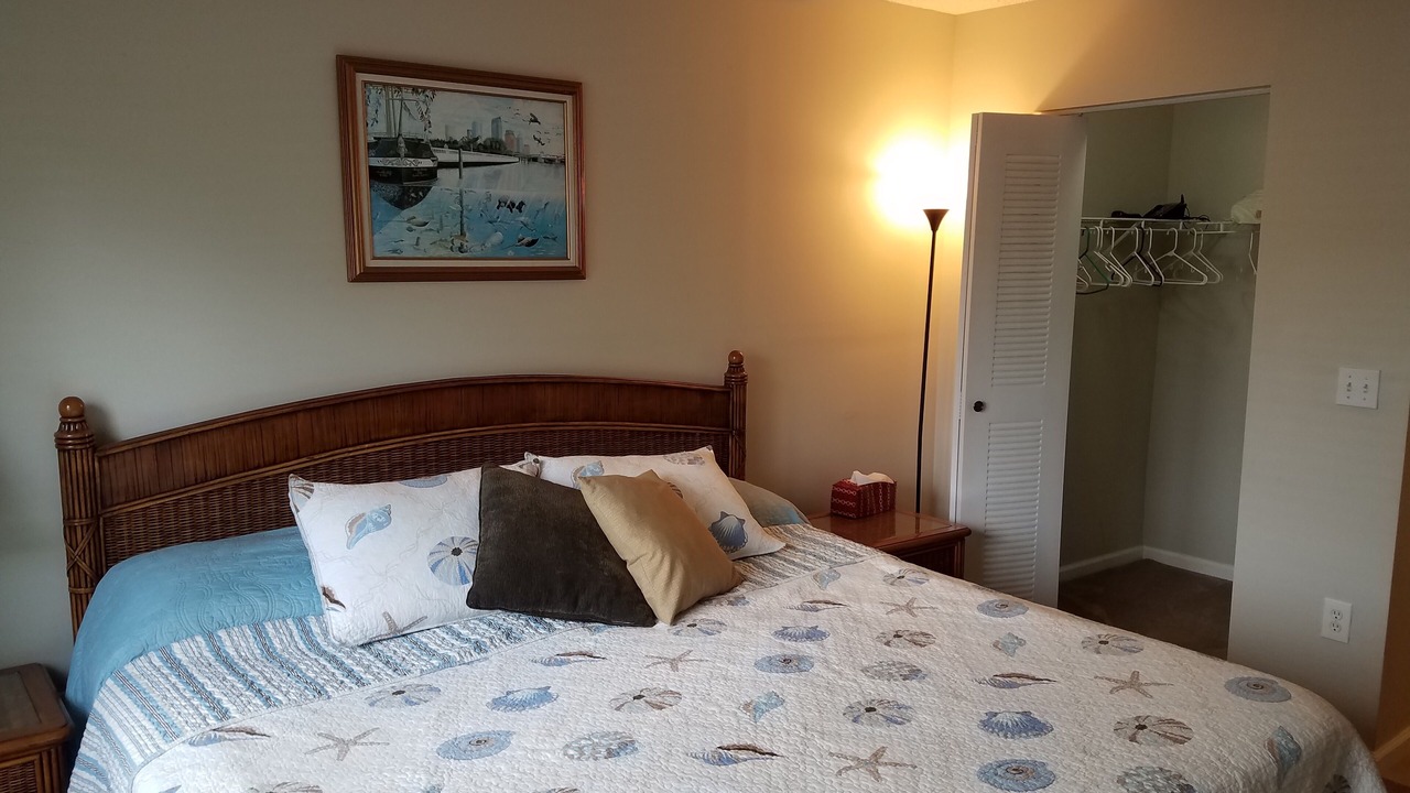 Photo of Bedroom in Tequesta