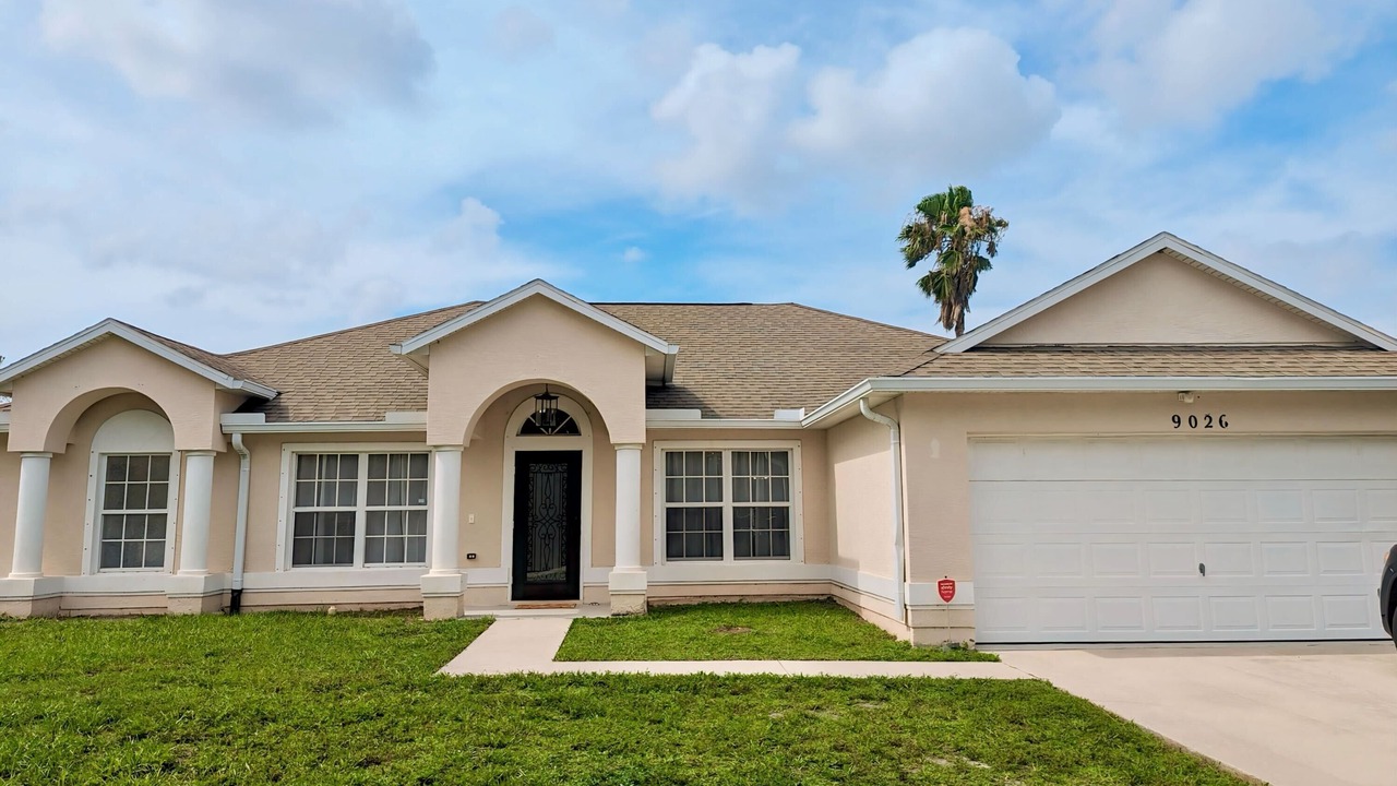 Photo of Outdoor in Vero Lake Estates