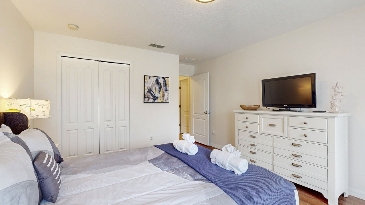 Photo of Bedroom in Sandy Ridge