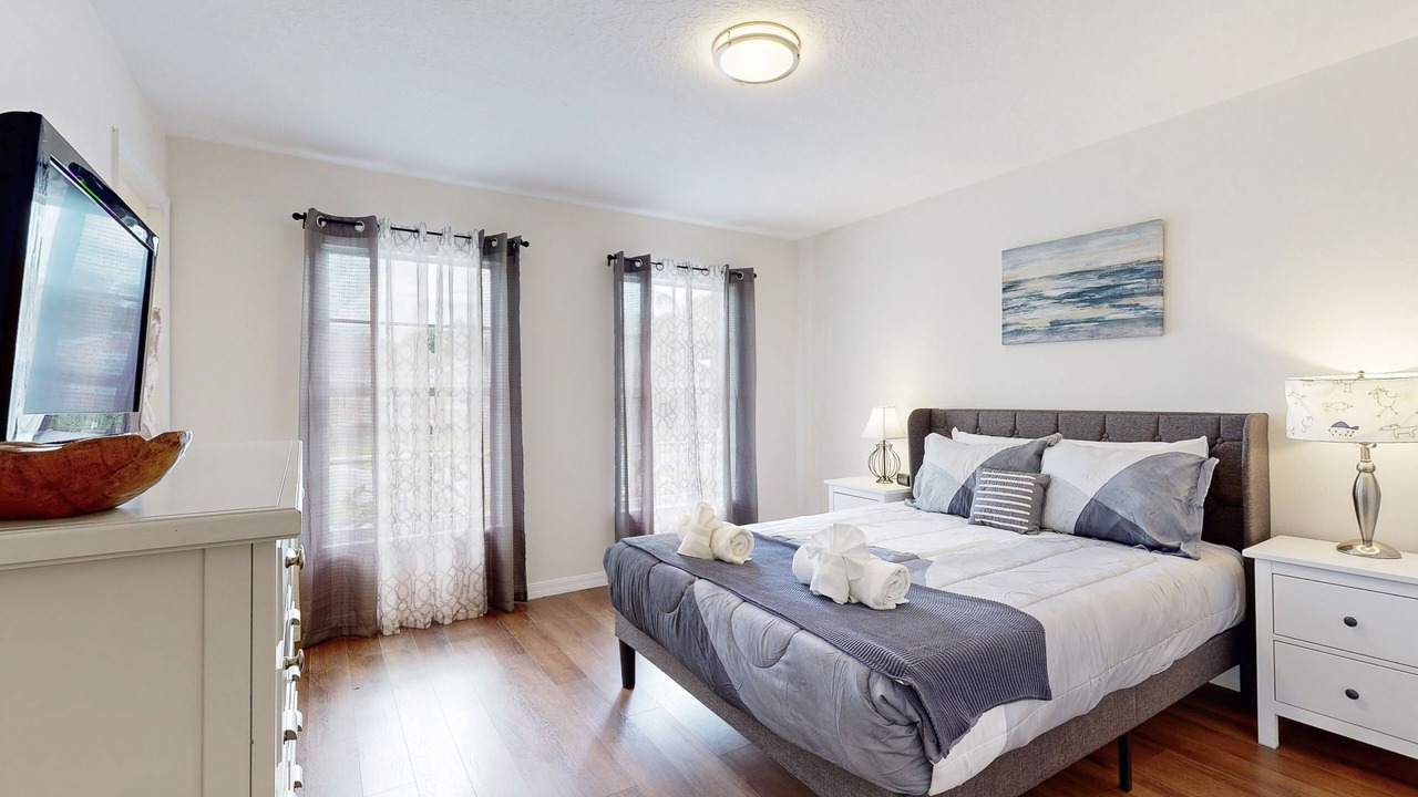 Photo of Bedroom in Sandy Ridge