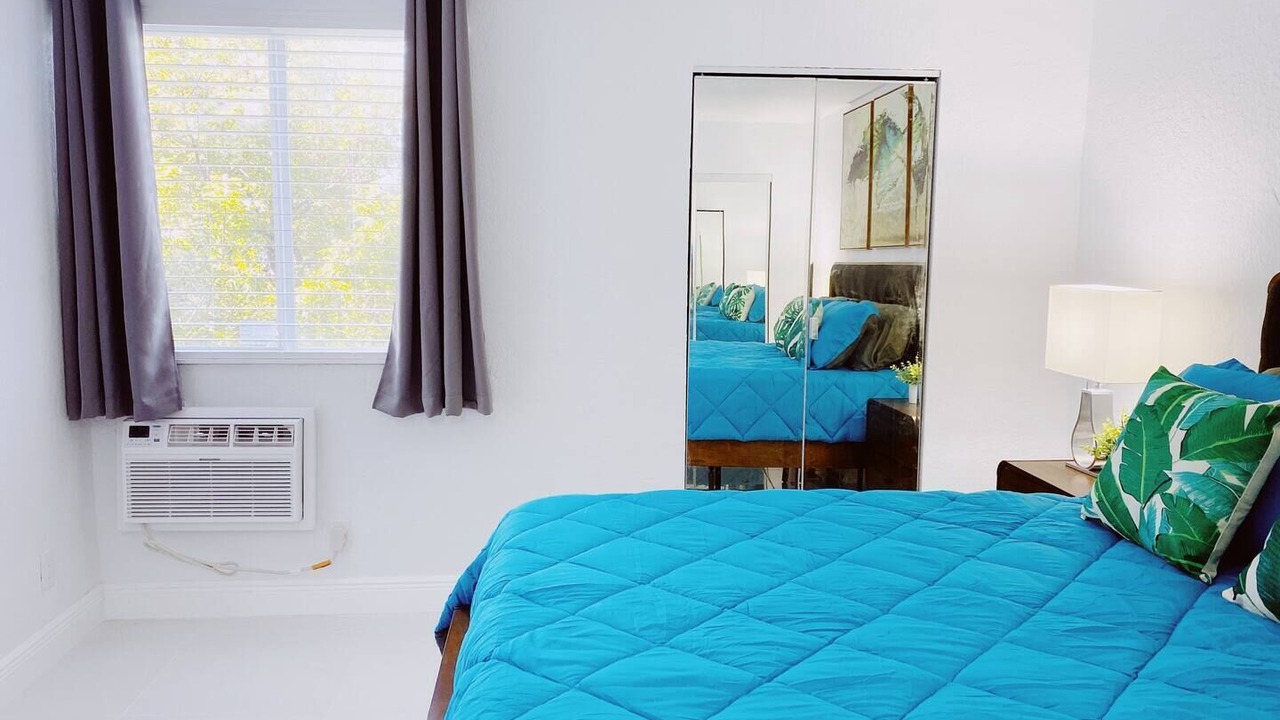 Photo of Bedroom in Coconut Grove