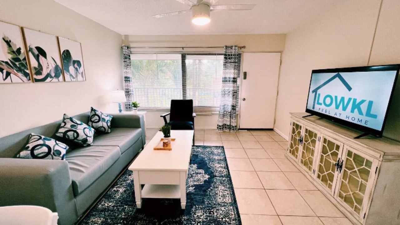 Photo of Livingroom in Jensen Beach