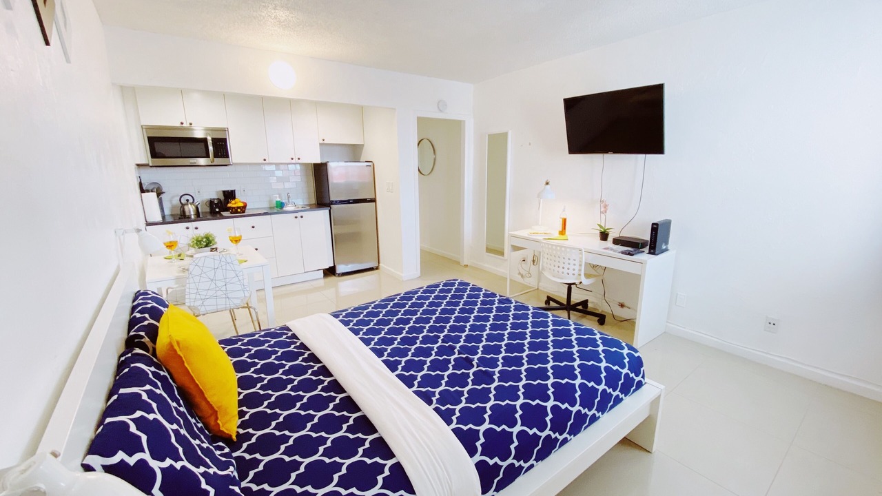 Photo of Bedroom in Coconut Grove