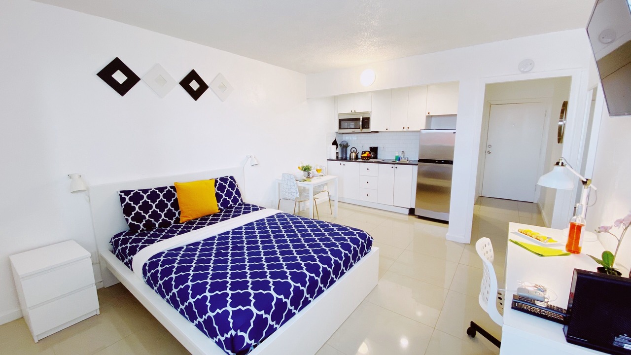 Photo of Bedroom in Coconut Grove