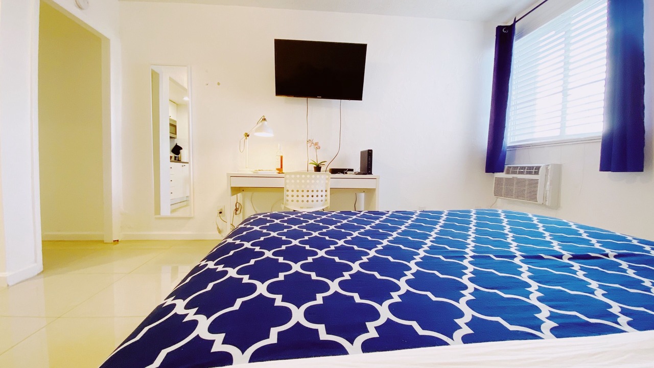 Photo of Bedroom in Coconut Grove