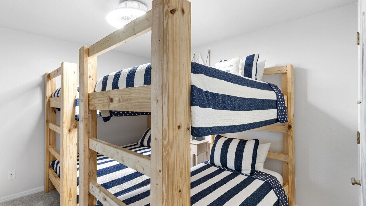 Photo of Bedroom in Eagle Lake