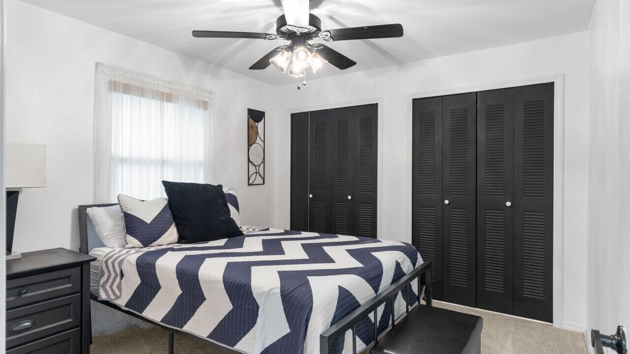 Photo of Bedroom in Eagle Lake