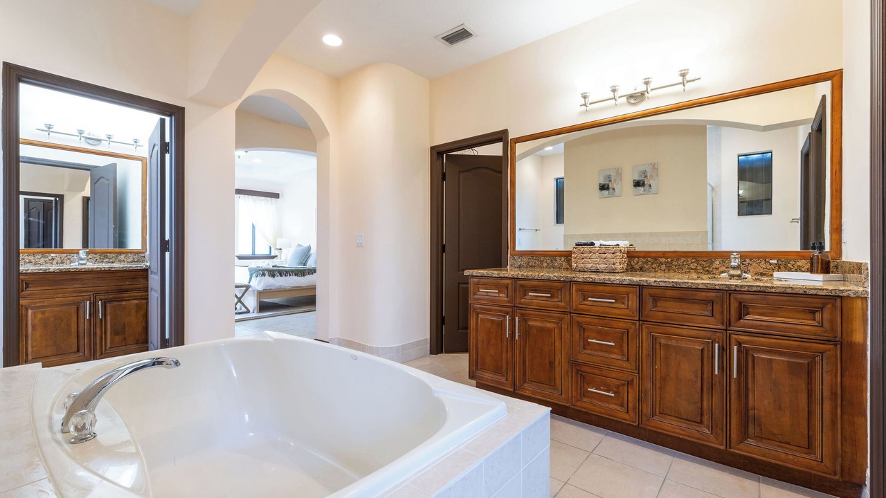 Photo of Bathroom in Tamiami