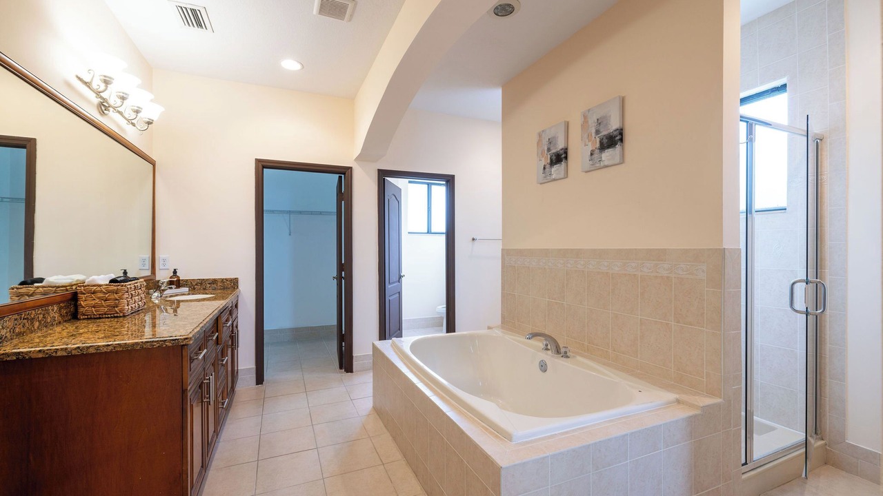 Photo of Bathroom in Tamiami