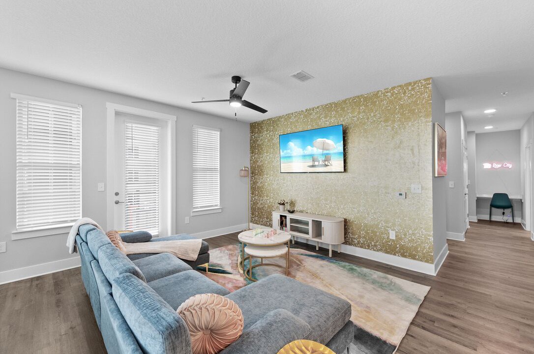 Photo of Livingroom in Deerwood