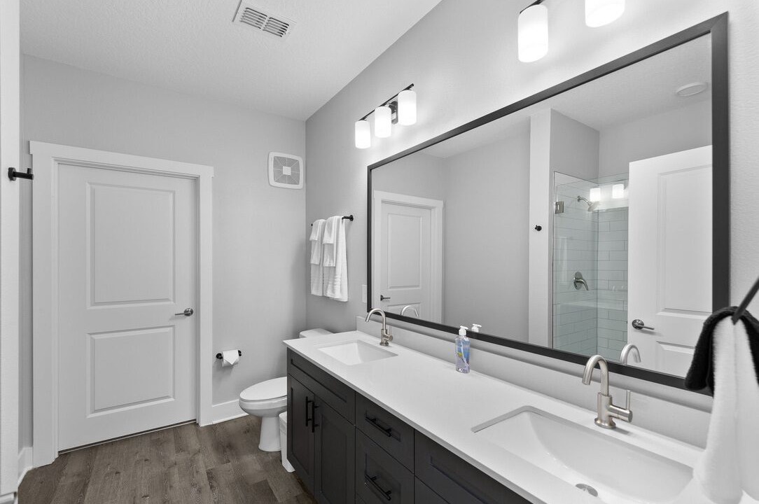 Photo of Bathroom in Deerwood