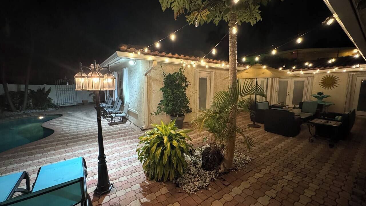 Photo of Patio Balcony in Dolphin Isles