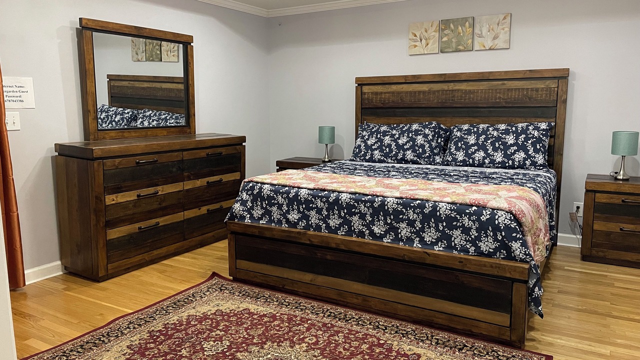 Photo of Bedroom in Johns Creek