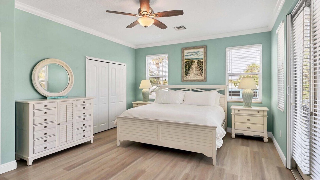 Photo of Bedroom in Holmes Beach