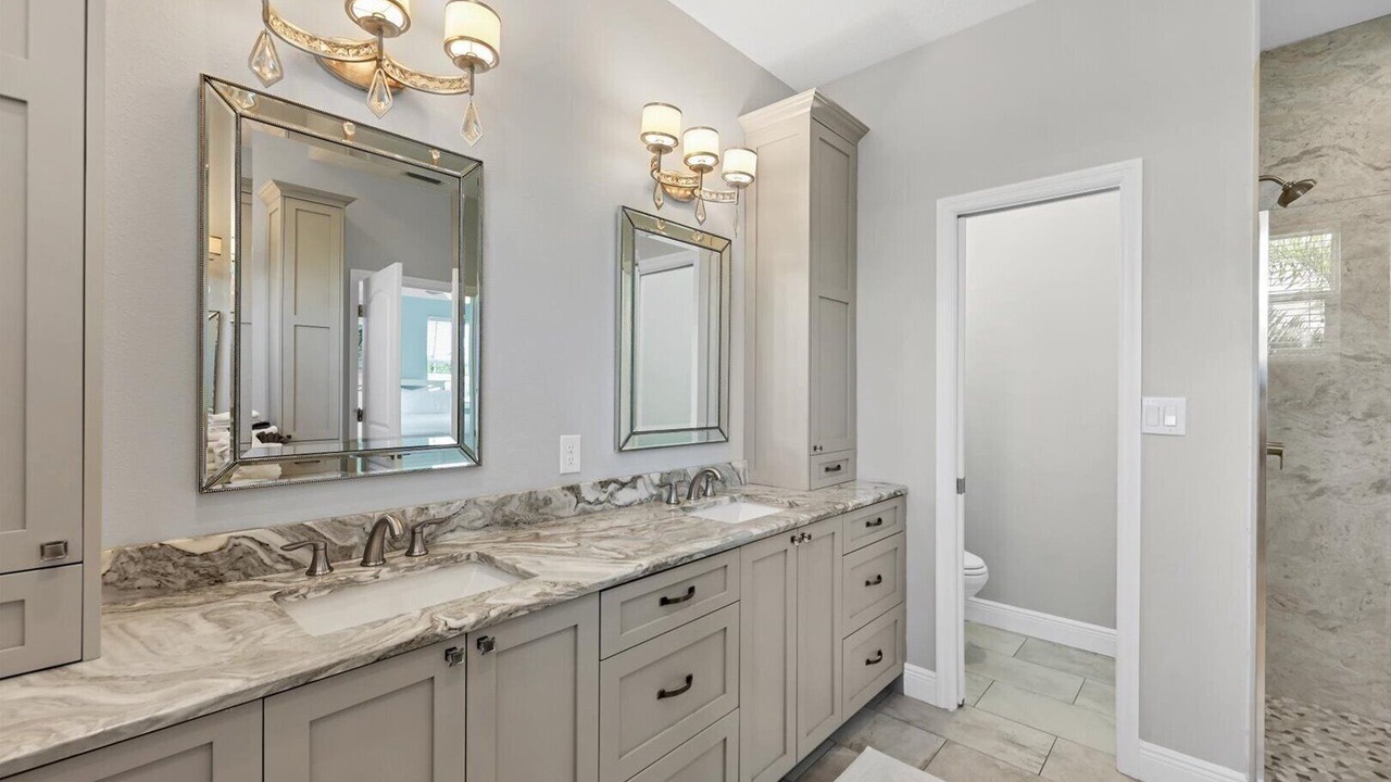 Photo of Bathroom in Holmes Beach
