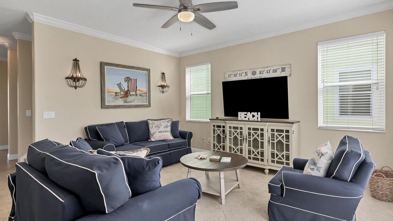 Photo of Livingroom in Holmes Beach