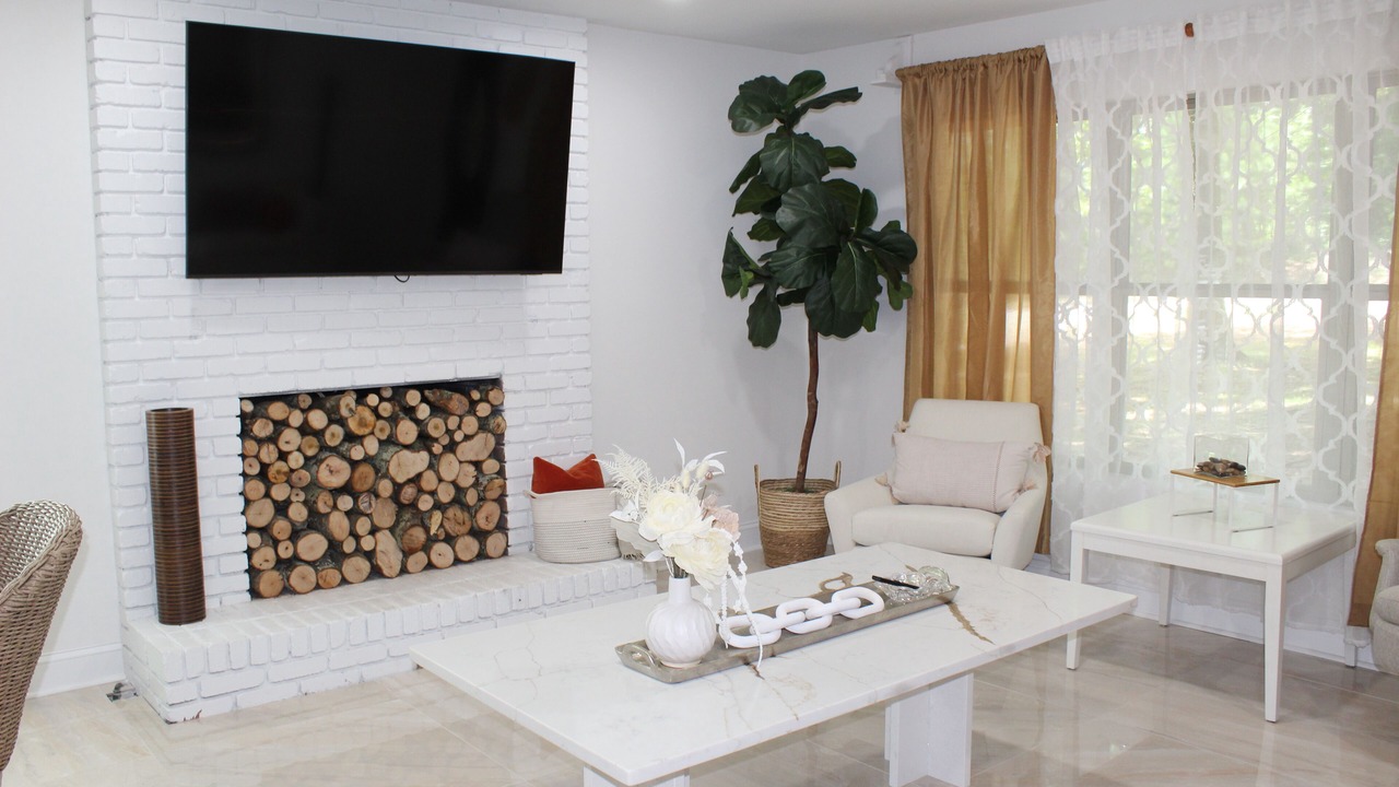 Photo of Livingroom in McDonough