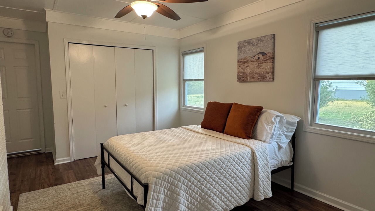 Photo of Bedroom in Braselton