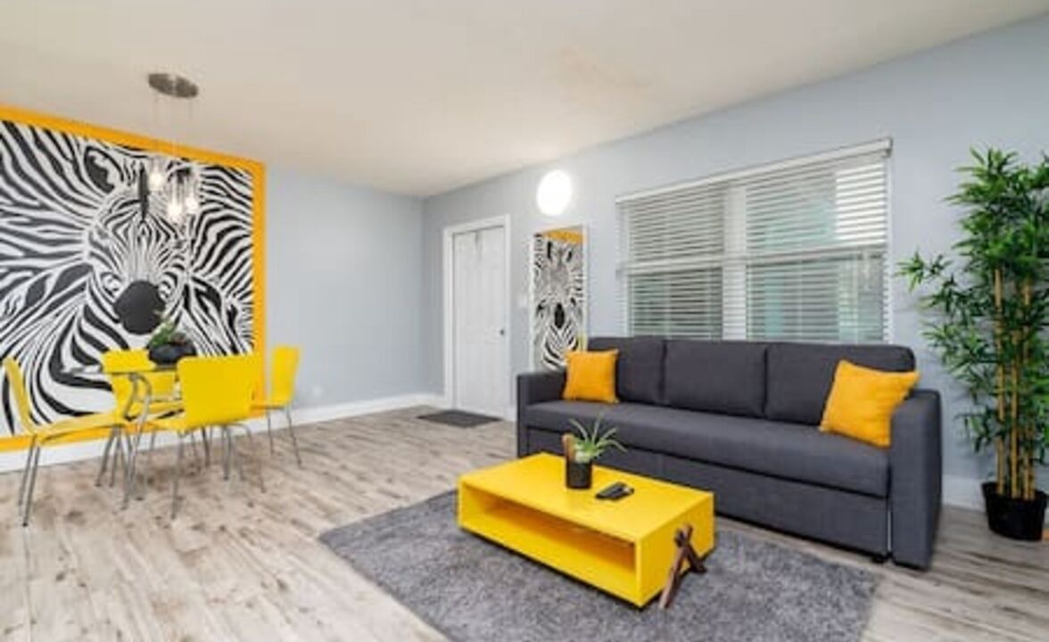 Photo of Livingroom in Coral Shores