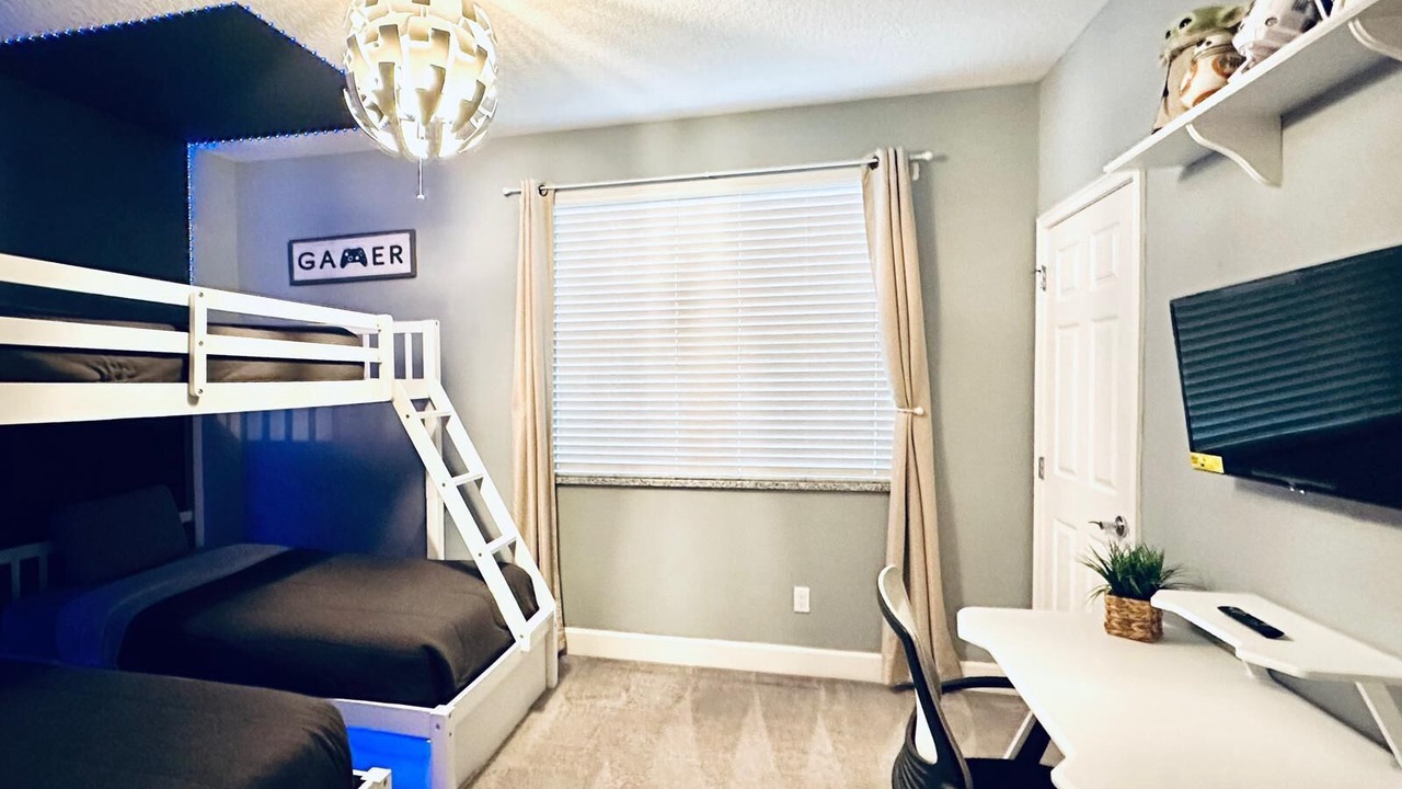 Photo of Bedroom in Silver Creek