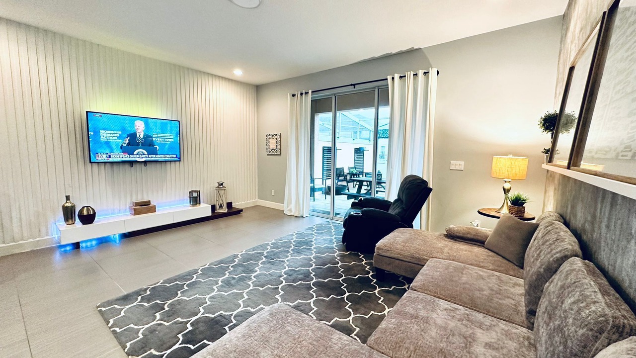 Photo of Livingroom in Silver Creek