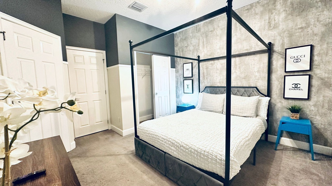 Photo of Bedroom in Silver Creek