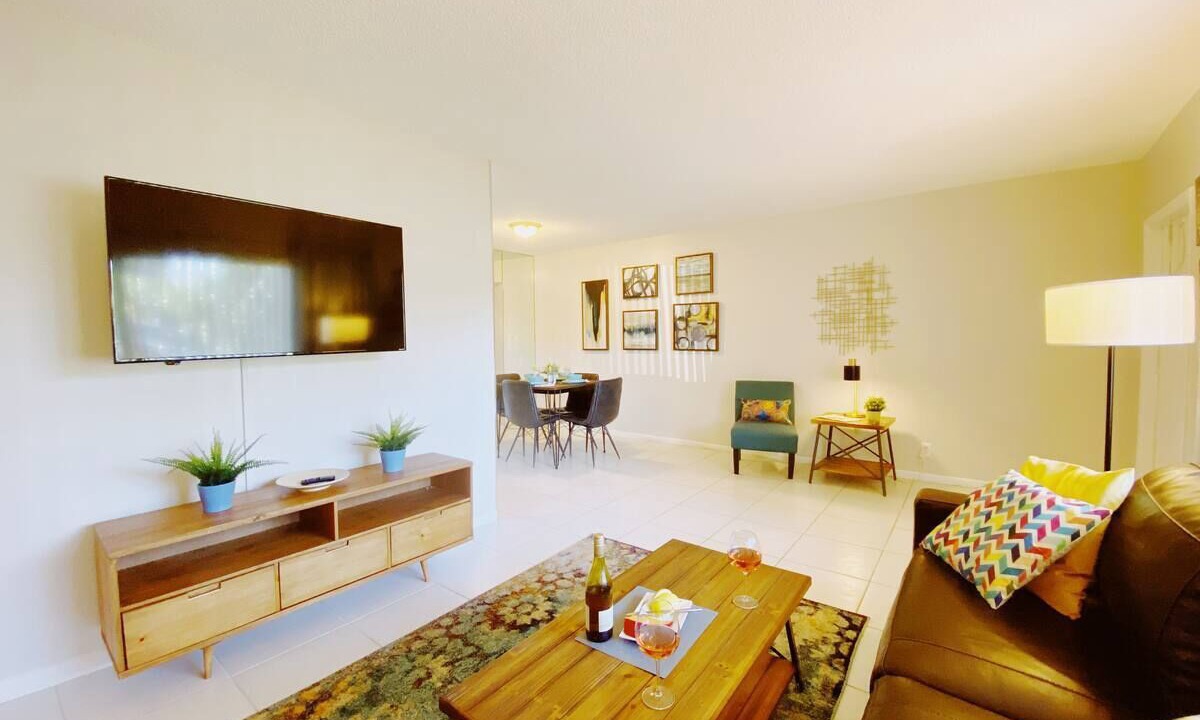 Photo of Livingroom in Lighthouse Point