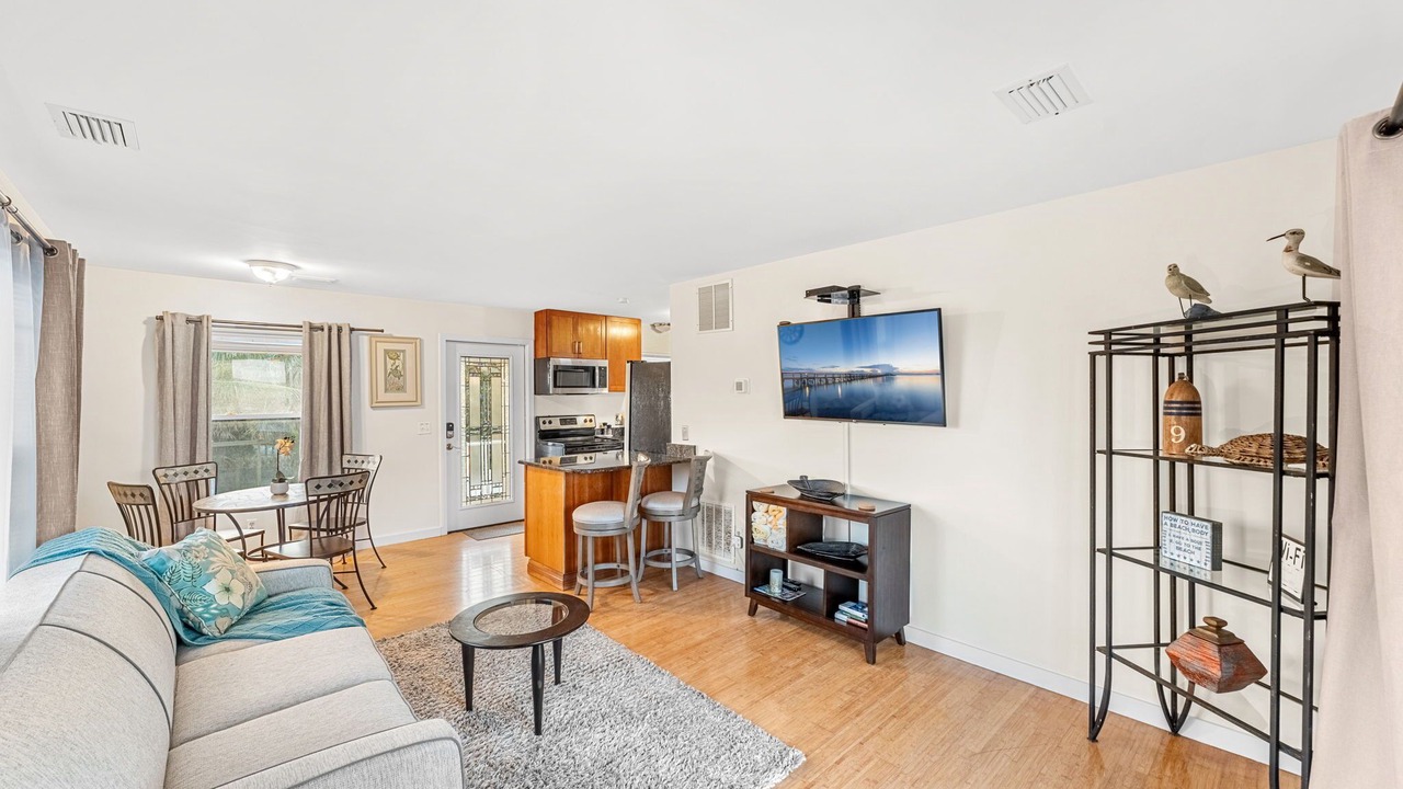 Photo of Bedroom in Melbourne Beach