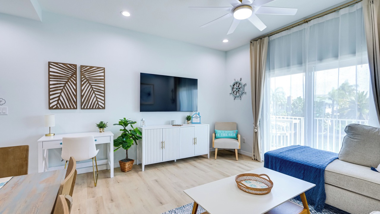 Photo of Livingroom in Map Of Hudson