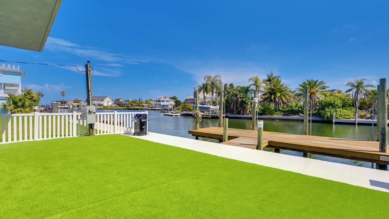Photo of Patio Balcony in Hudson Beach Estates