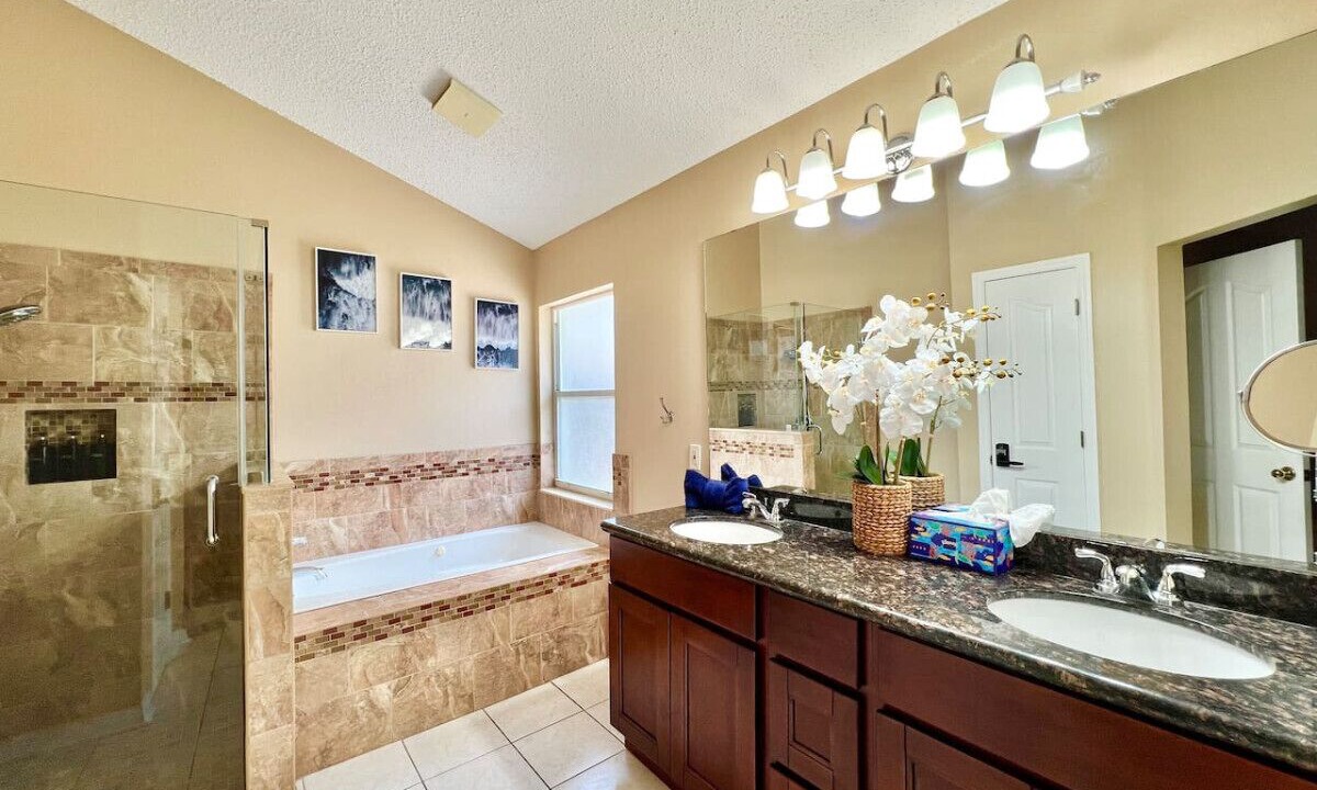 Photo of Bathroom in Town N County Park