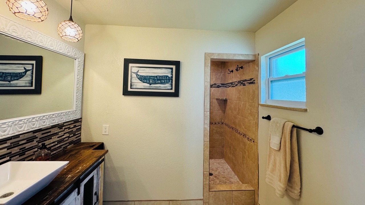Photo of Bathroom in Edgewater