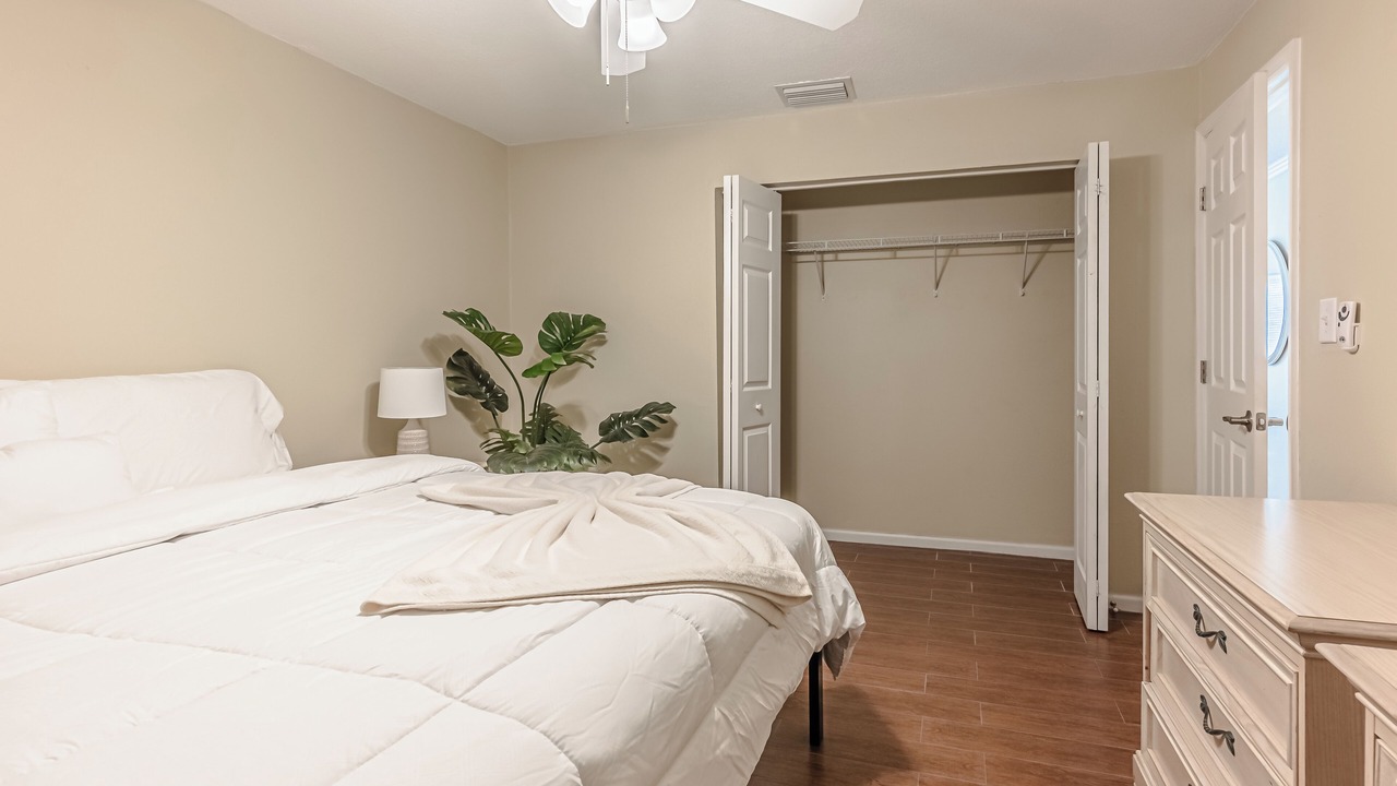 Photo of Bedroom in Coquina Key