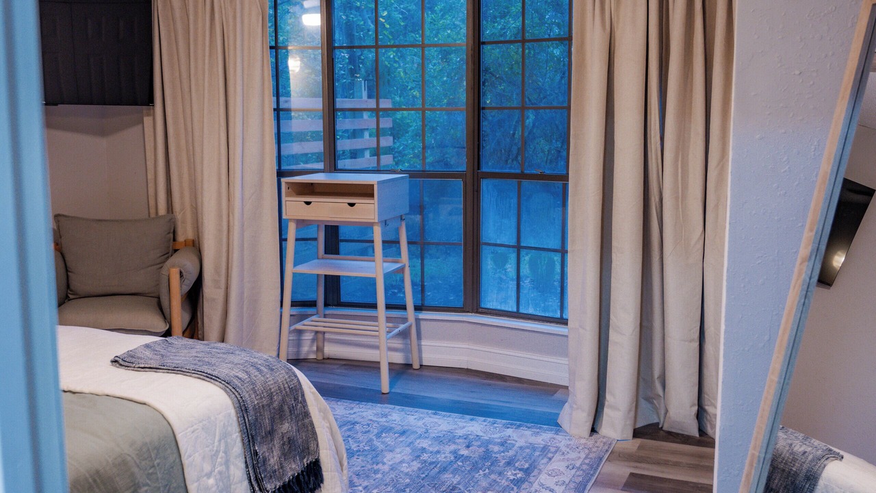 Photo of Bedroom in Lake City