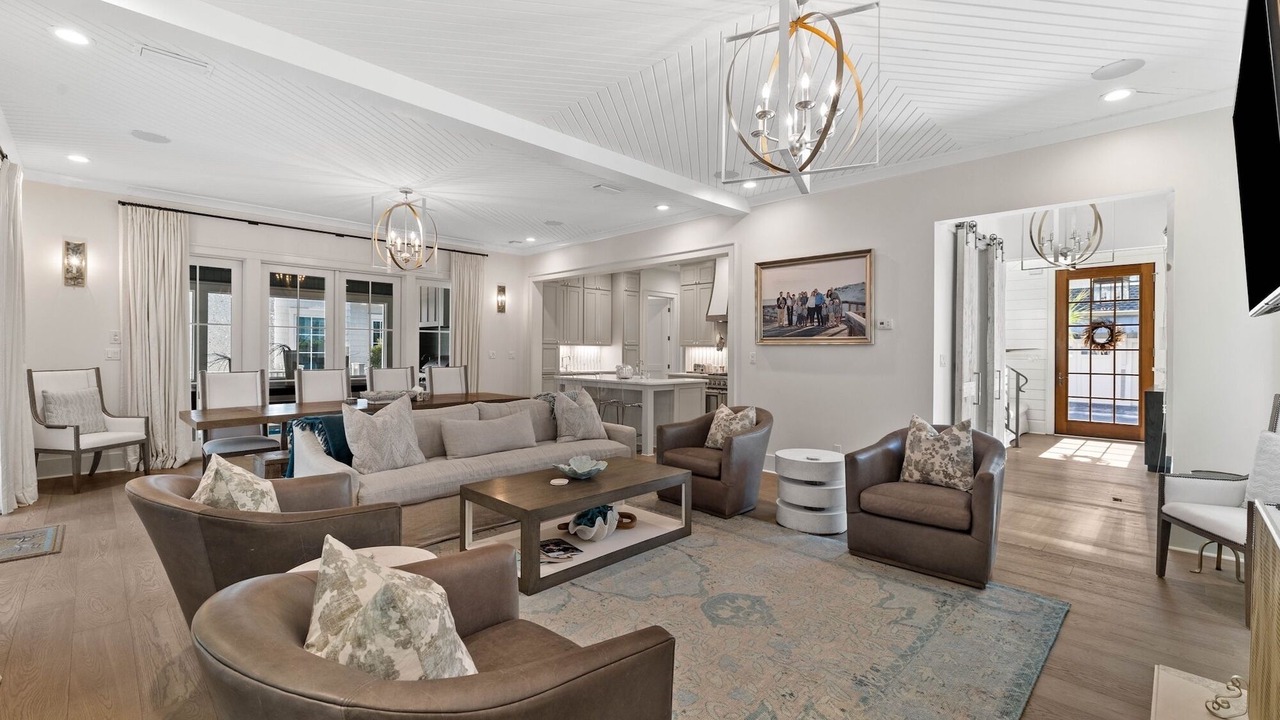 Photo of Livingroom in WaterSound Beach