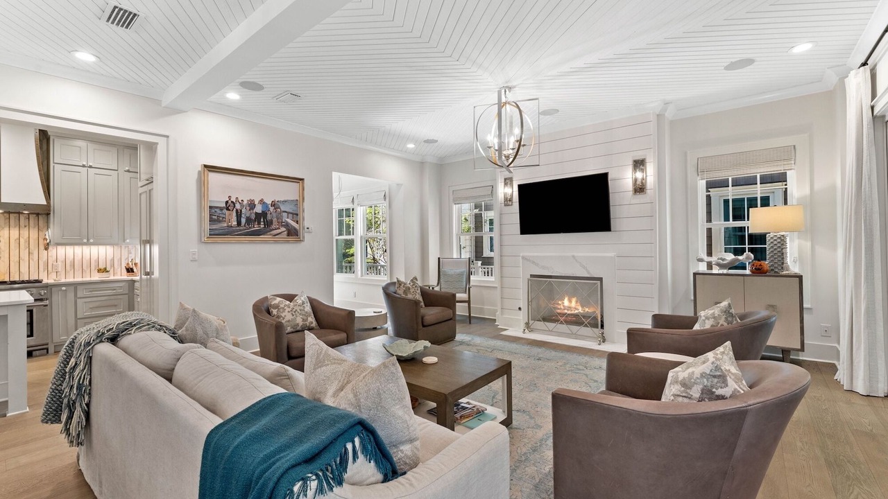 Photo of Livingroom in WaterSound Beach