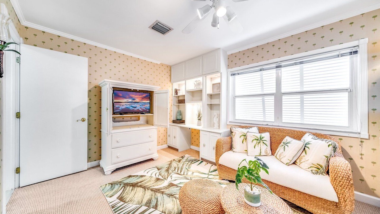 Photo of Livingroom in College Park