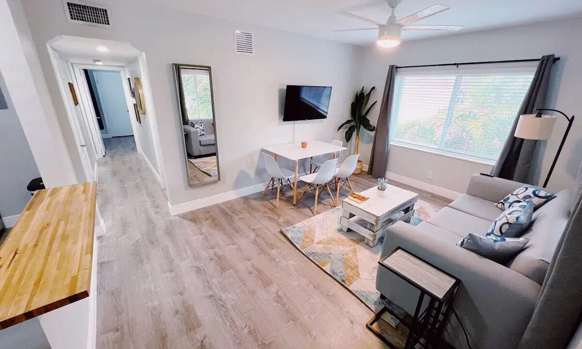 Photo of Livingroom in Coral Ridge