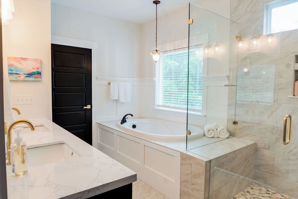 Photo of Bathroom in Appling