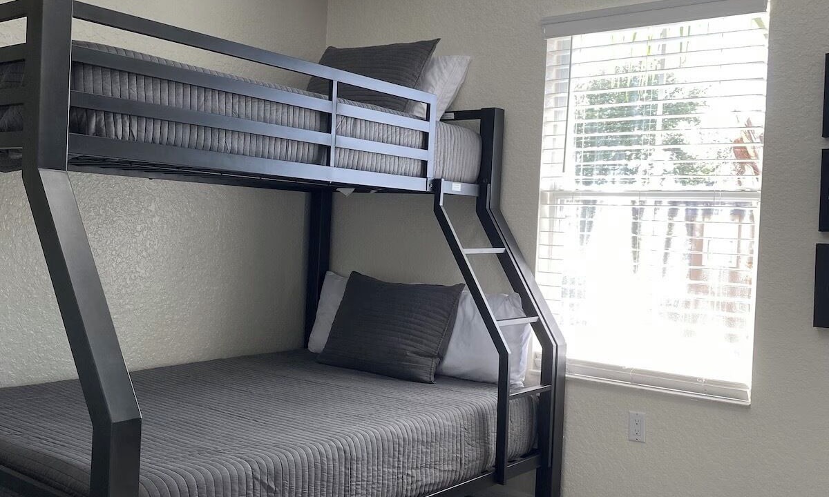 Photo of Bedroom in Regal Palms