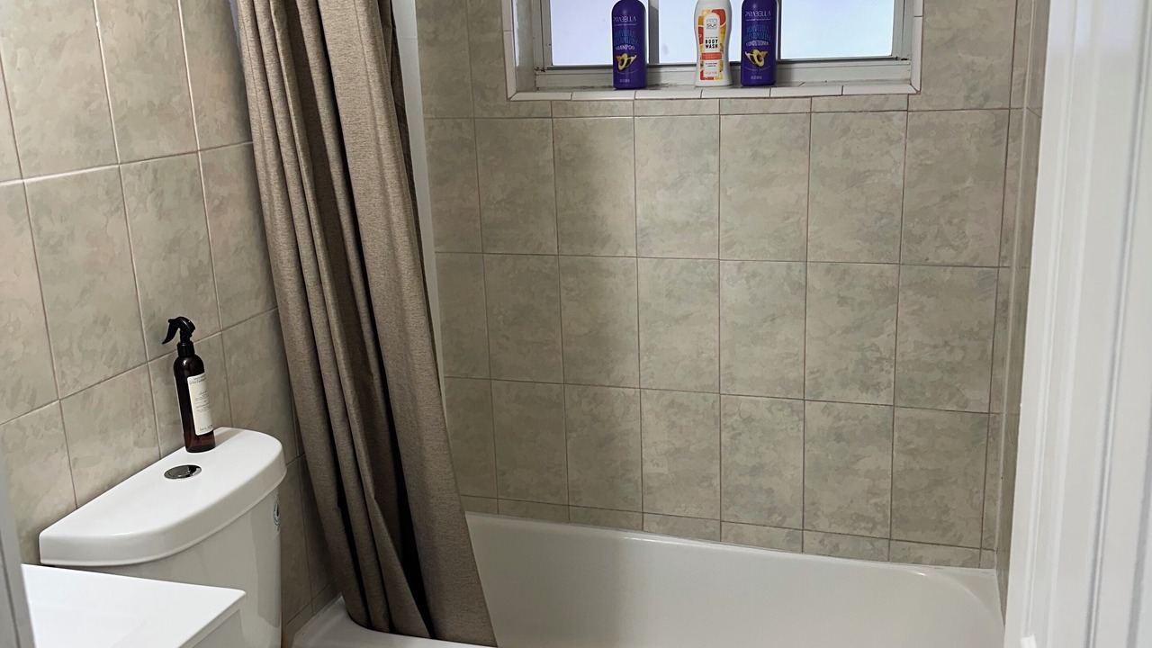 Photo of Bathroom in Driftwood