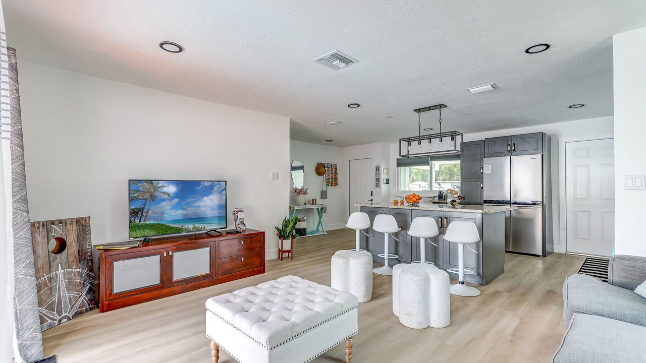 Photo of Livingroom in Titusville