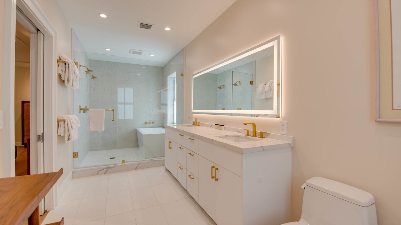 Photo of Bathroom in Historic Seaport