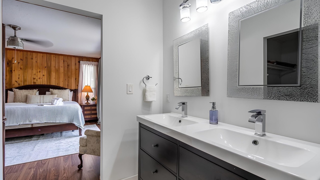 Photo of Bathroom in Homestead